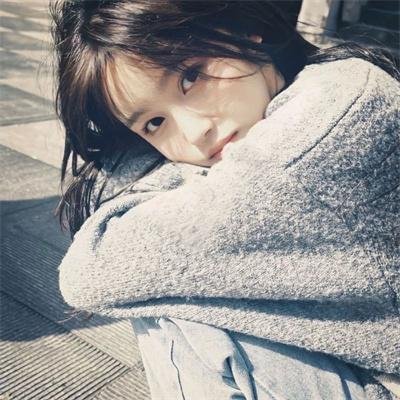 穿书后我和未婚妻互听心声对演